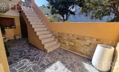 Venta casa para dos familias en Villa Dominico (31959)