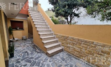 Venta casa para dos familias en Villa Dominico (31959)