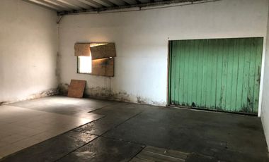 Local + Viviendas Av. 9 entre 42 y 44 - Zona todo el año - Miramar