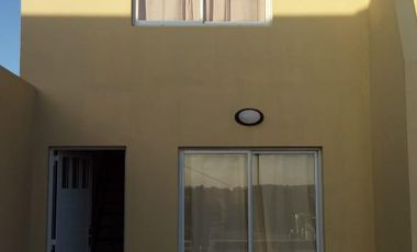 Local + Viviendas Av. 9 entre 42 y 44 - Zona todo el año - Miramar