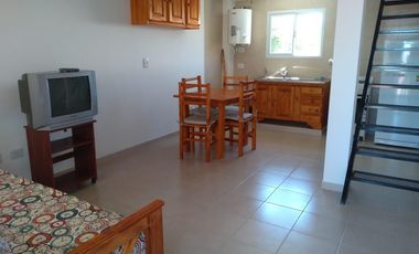 Local + Viviendas Av. 9 entre 42 y 44 - Zona todo el año - Miramar