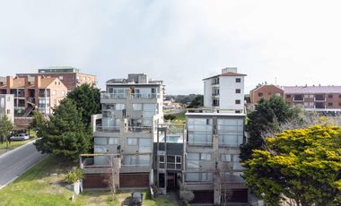 Venta - Departamento de 3  ambientes  en Pinamar - TERRAZA - COCHERA