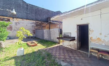 VENTA/PERMUTA- Galpón con oficinas y terreno. España y Hospitales, Rosario.