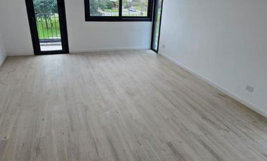 CASA DE 5 AMBIENTES A ESTRENAR CON JARDIN Y PILETA EN BARRIO ARAUCARIAS, PUERTOS DEL LAGO, ESCOBAR. ALQUILER