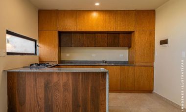 Townhouse en venta en Temozón Village Merida de 3 habitaciones y alberca