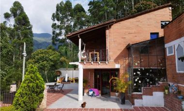 Casa campestre Caldas vereda la Miel