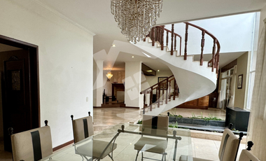 CASA EN VENTA en Residencial Victoria zona Plaza del Sol