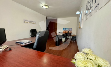 CASA EN VENTA en Residencial Victoria zona Plaza del Sol