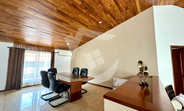 CASA EN VENTA en Residencial Victoria zona Plaza del Sol
