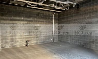 Locales Comerciales en venta en Santa Catarina, Ciudad Santa Catarina - Estacionamiento