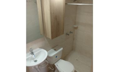 1070. Apartamento en arriendo Madrid, La prosperidad, Fontana 1
