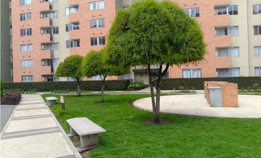 1070. Apartamento en arriendo Madrid, La prosperidad, Fontana 1