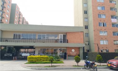 1070. Apartamento en arriendo Madrid, La prosperidad, Fontana 1