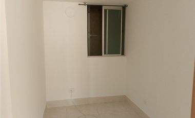 1070. Apartamento en arriendo Madrid, La prosperidad, Fontana 1