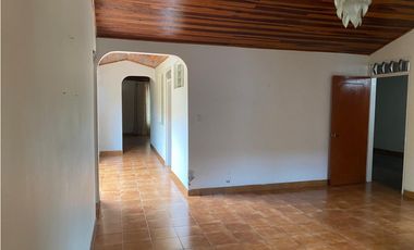 Vendo Casa en el Barrio El Peñón.  Andalucía   AA