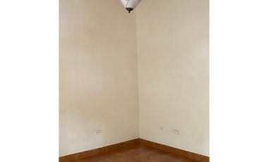 Vendo Casa en el Barrio El Peñón.  Andalucía   AA