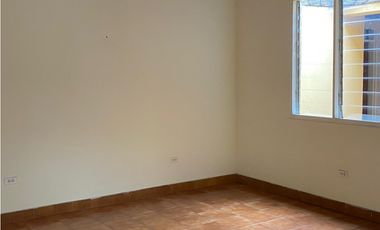 Vendo Casa en el Barrio El Peñón.  Andalucía   AA
