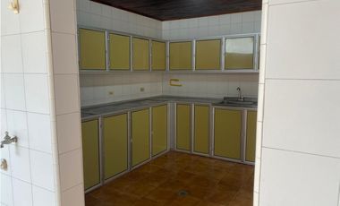 Vendo Casa en el Barrio El Peñón.  Andalucía   AA