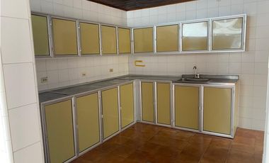 Vendo Casa en el Barrio El Peñón.  Andalucía   AA