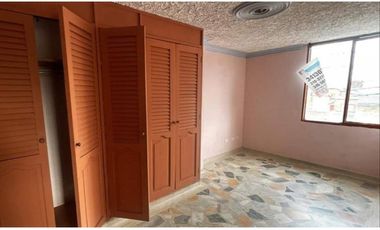SE VENDE APARTAMENTO EN EL CENTRO