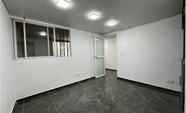 BODEGA SOBRE LA CALLE 25 CON PUENTE GRUA CENTRO DE CALI EL OBRERO