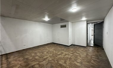 BODEGA SOBRE LA CALLE 25 CON PUENTE GRUA CENTRO DE CALI EL OBRERO