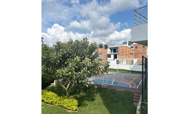 En venta Apartamento en conjunto cerrado en excelente sector