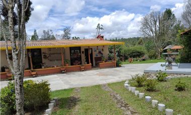 HERMOSA FINCA EN VENTA CERCANA CON EL PARQUE ARVI