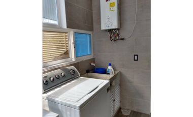 Se vende espectacular casa con piscina en conjunto cerrado