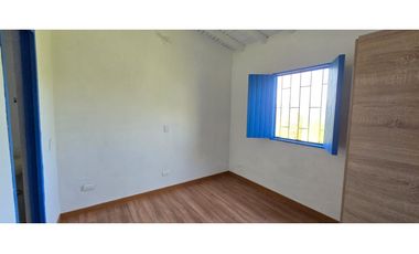 Casa campestre ubicada en el Municipio de La Ceja Antioquia.