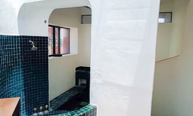 MARFIL Casa con jardín, cabaña y departamento en venta