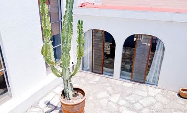 MARFIL Casa con jardín, cabaña y departamento en venta