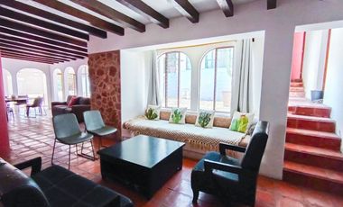 MARFIL Casa con jardín, cabaña y departamento en venta