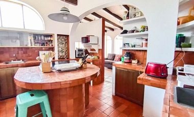 MARFIL Casa con jardín, cabaña y departamento en venta