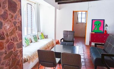 MARFIL Casa con jardín, cabaña y departamento en venta