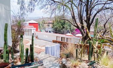 MARFIL Casa con jardín, cabaña y departamento en venta