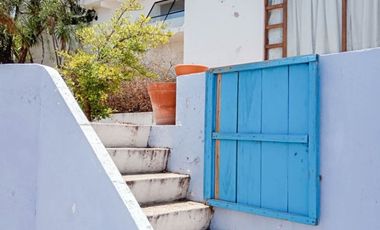 MARFIL Casa con jardín, cabaña y departamento en venta