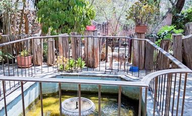 CASA ANTIGUA EN MARFIL CON INCREIBLE JARDIN