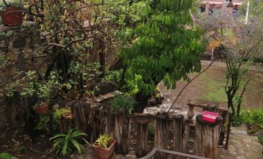 CASA ANTIGUA EN MARFIL CON INCREIBLE JARDIN