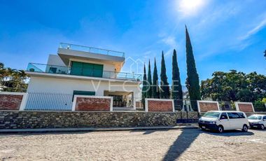 CASA EN VENTA EN SAN LUIS SOYATLAN, CHAPALA, JALISCO