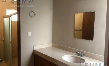 Casa en Venta en Col. Lomas de Rosales, Tampico Tamaulipas.