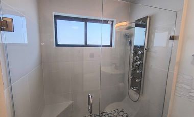 Jardines de Chapultepec, C del Olmo, Casa en Venta