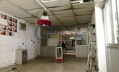 LOCAL COMERCIAL EN EXCELENTE UBICACIÓN ZONA CENTRO