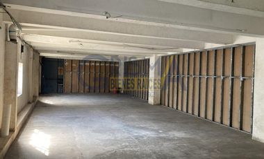 LOCAL COMERCIAL EN EXCELENTE UBICACIÓN ZONA CENTRO
