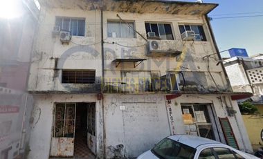 LOCAL COMERCIAL EN EXCELENTE UBICACIÓN ZONA CENTRO