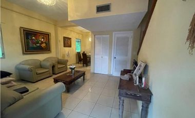 GANGA / COLON / CRISTOBAL / ESPINAR / CASA + 2 APARTAMENTO / 320 M