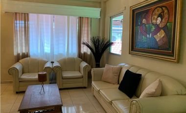 GANGA / COLON / CRISTOBAL / ESPINAR / CASA + 2 APARTAMENTO / 320 M