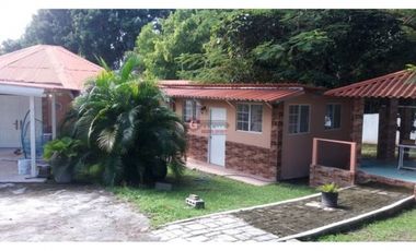 CASA DE PLAYA / CORONADO / EN ESQUINA / 6 RECAMARAS / 2,493m2