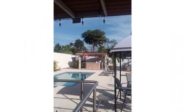 CASA DE PLAYA / CORONADO / EN ESQUINA / 6 RECAMARAS / 2,493m2
