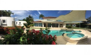 CORONADO / URBANIZACION CLUB DEL GOLF / 3 RECAMARAS / 2,450 M2